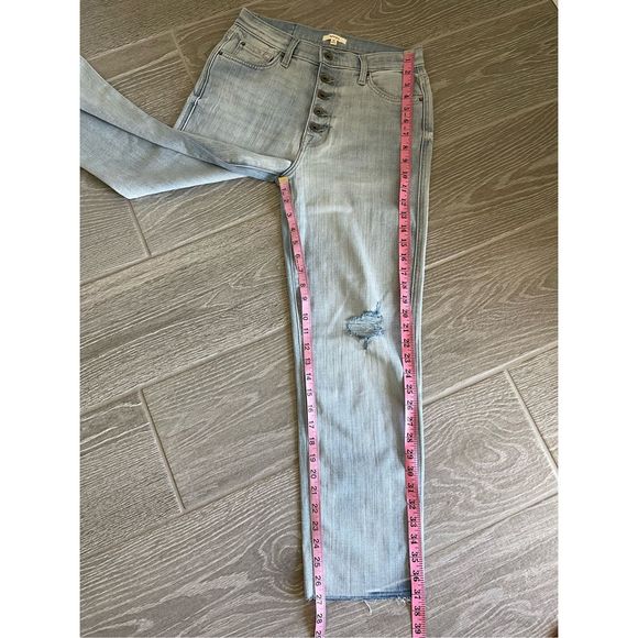 SPLENDID High Waist Destroyed Straight Crop Jean Size 28 NWT - Picture 6 of 8